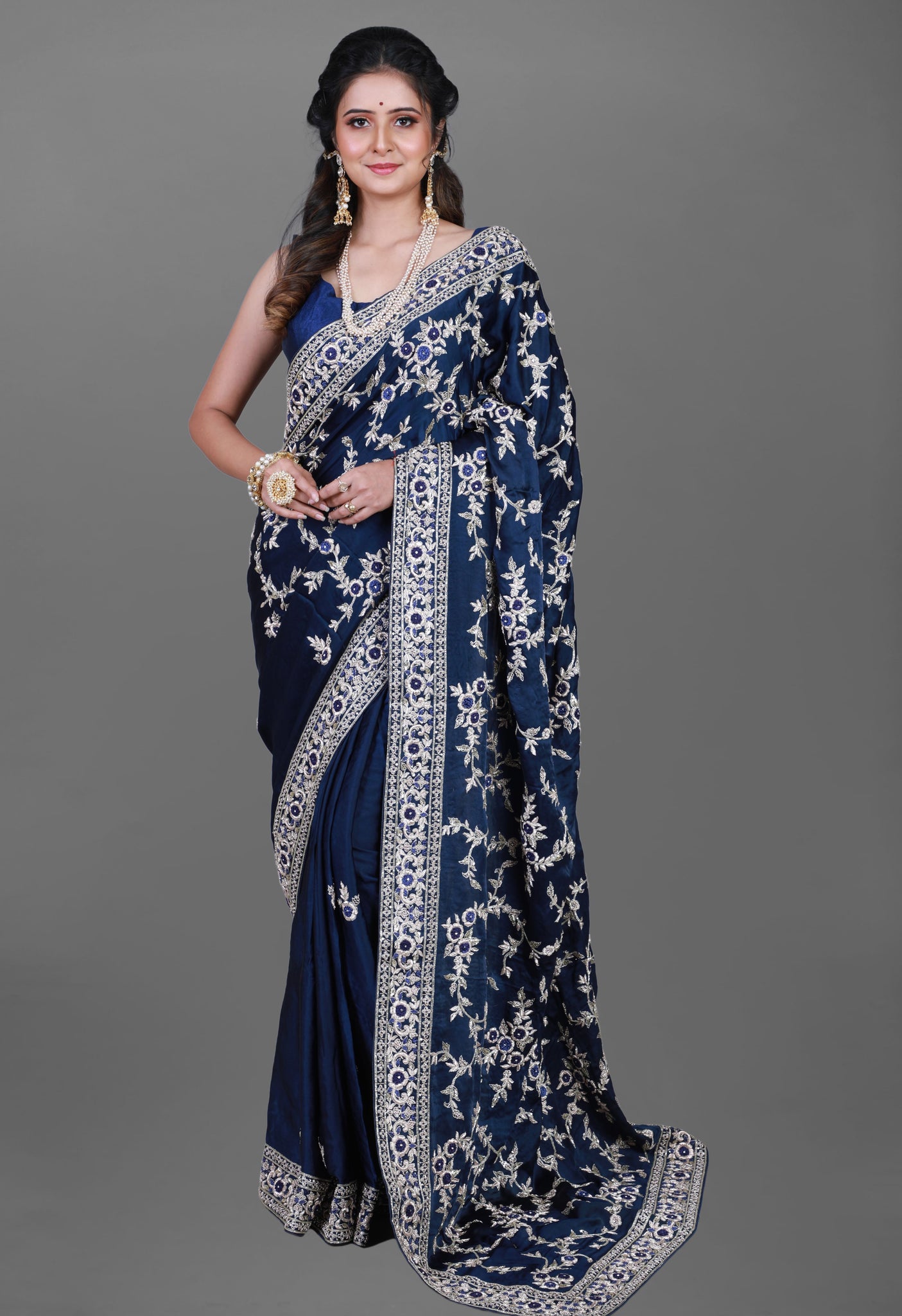 Kiara Advani Navy Blue Velvet Lehenga Cum Saree